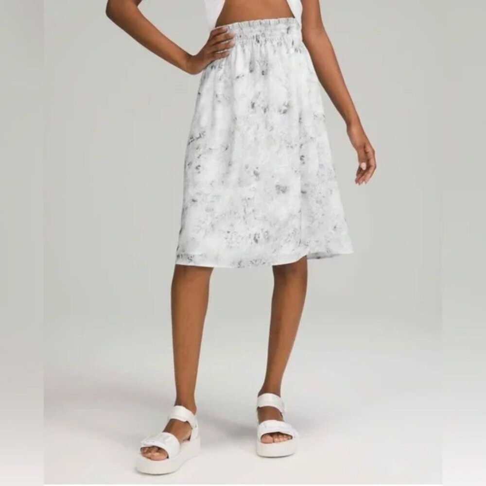 Lululemon Lightweight Pull-On High Rise Midi Skirt Aquila Rhino Grey Multi